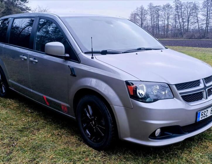 Dodge Grand Caravan 3
