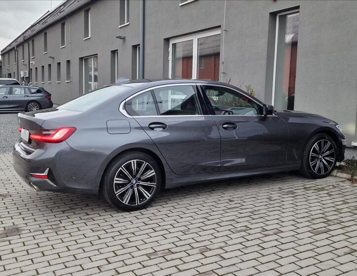 BMW Řada 3 11