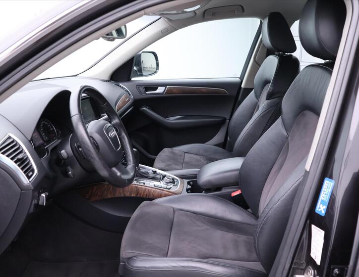 Audi Q5 12