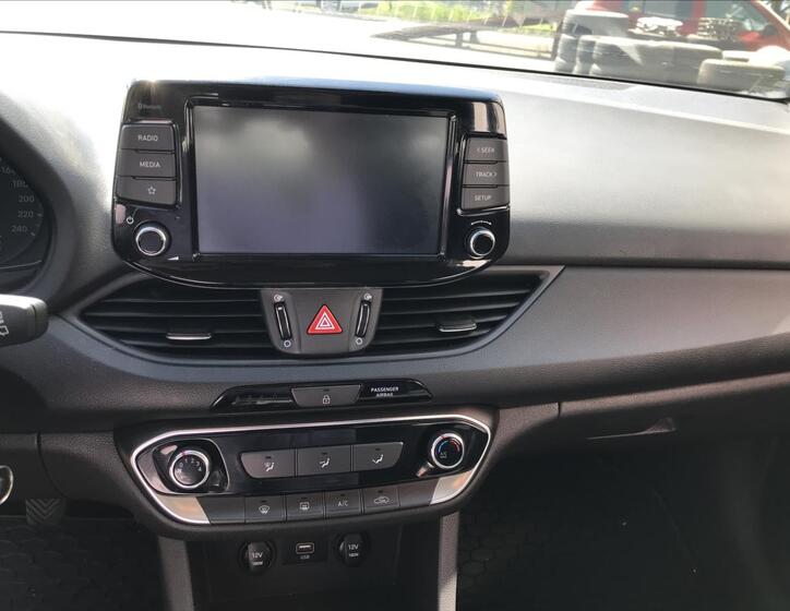 Hyundai i30 11