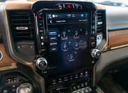 Dodge RAM 28