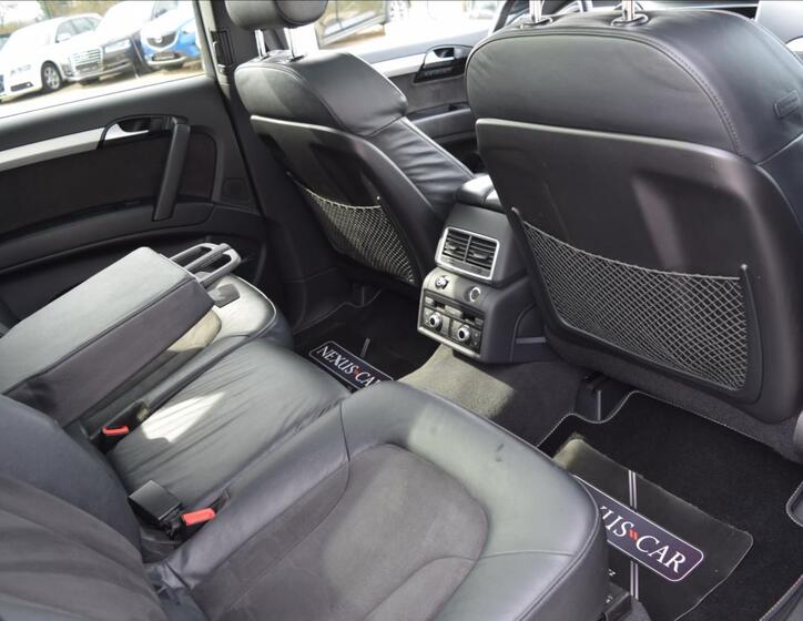 Audi Q7 19