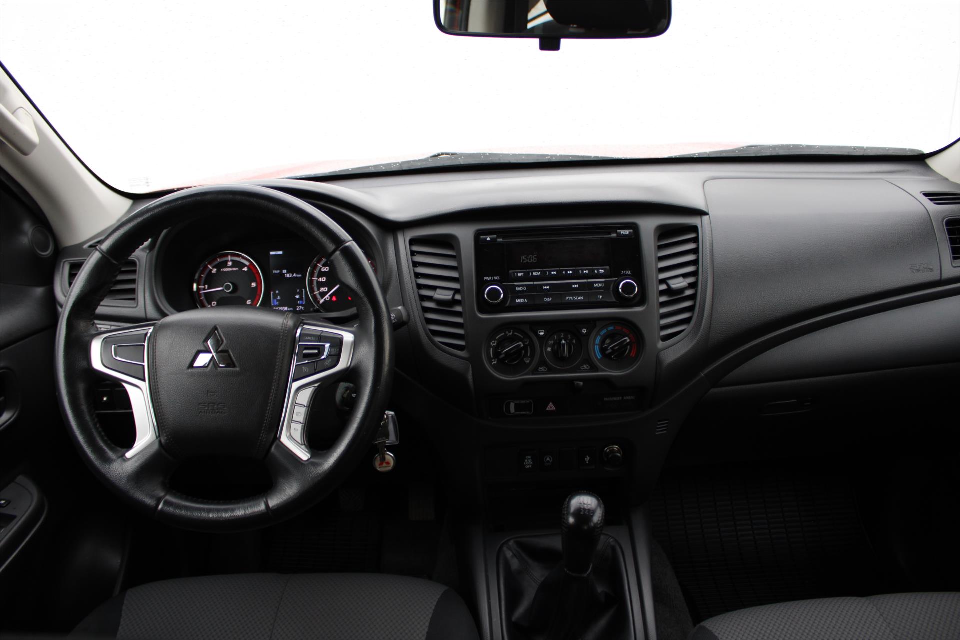Mitsubishi L200