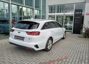 KIA Ceed 4