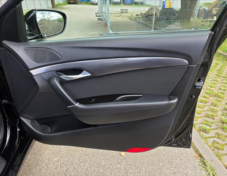 Hyundai i40 32