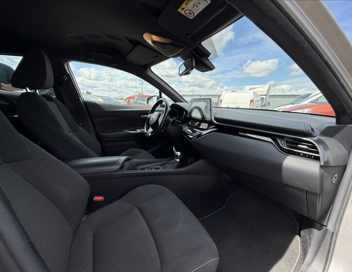 Toyota C-HR 26