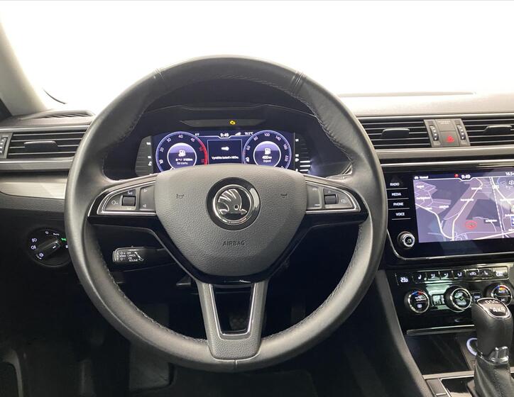 Škoda Superb 10