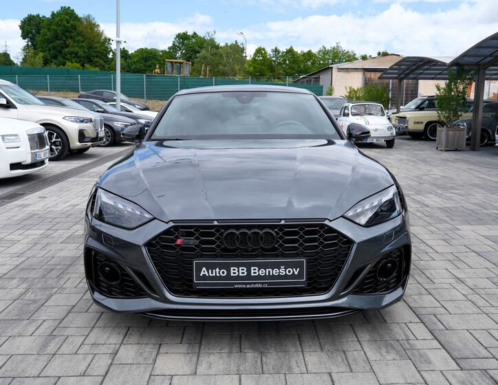 Audi RS5 1
