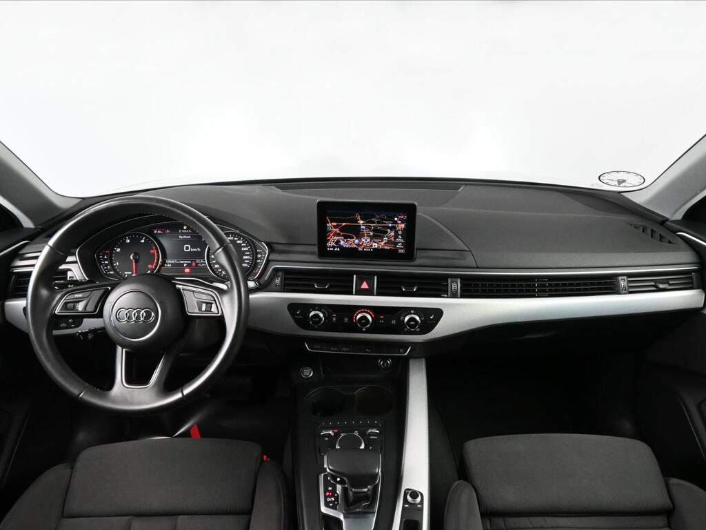Audi A4 11