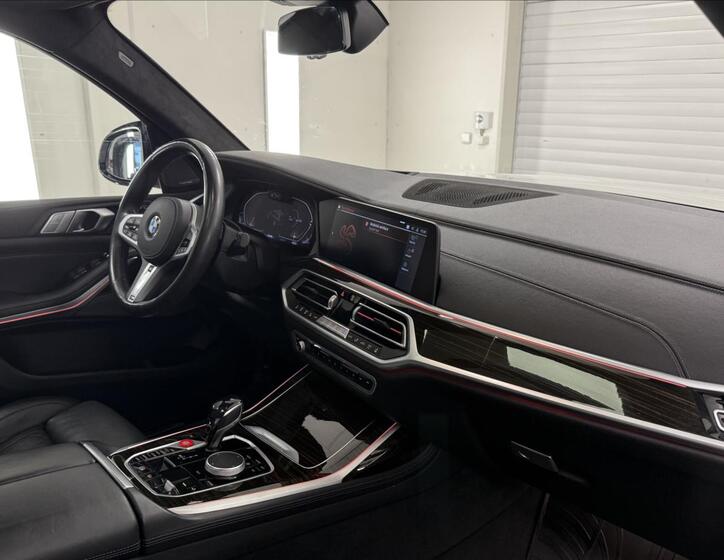 BMW X7 7