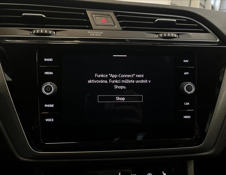 Volkswagen Touran 9