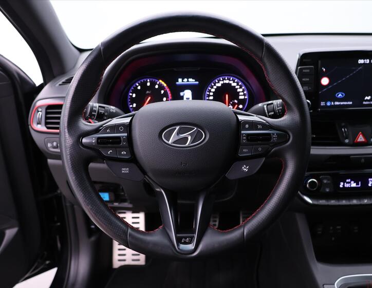 Hyundai i30 20
