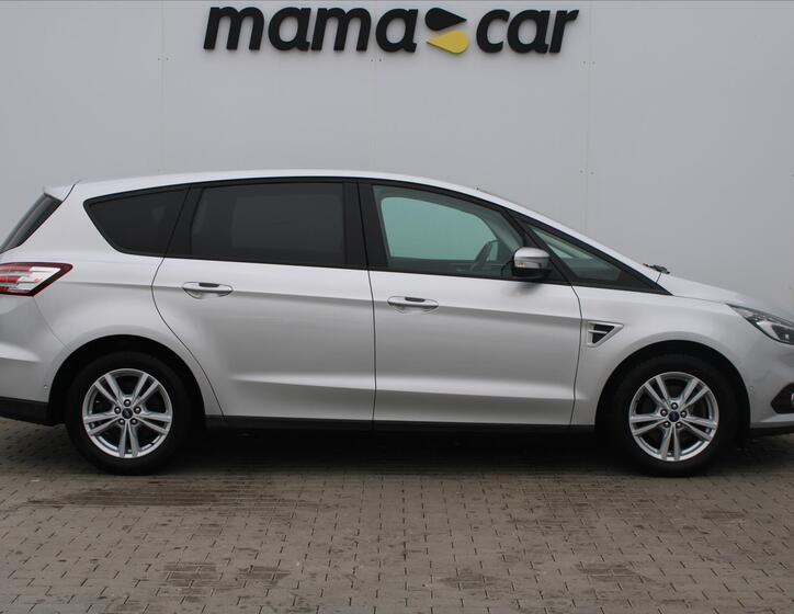 Ford S-MAX 8