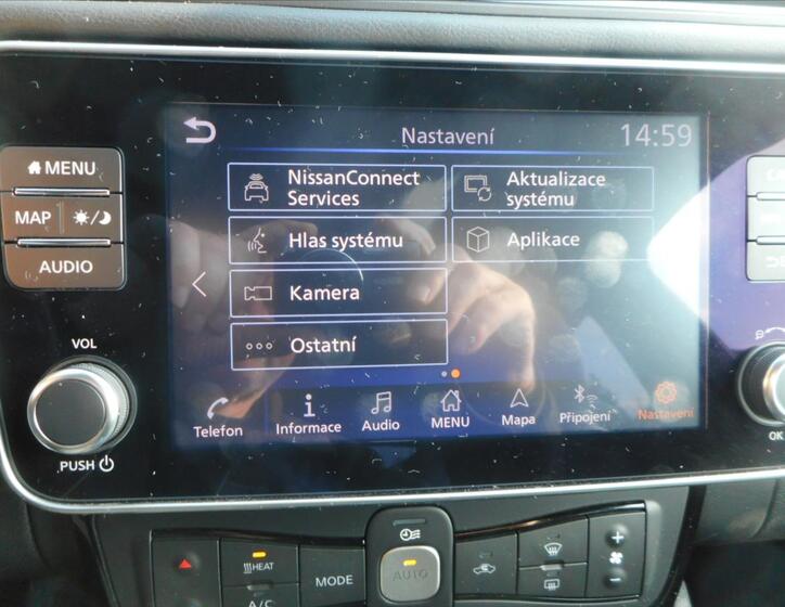 Nissan Leaf 15