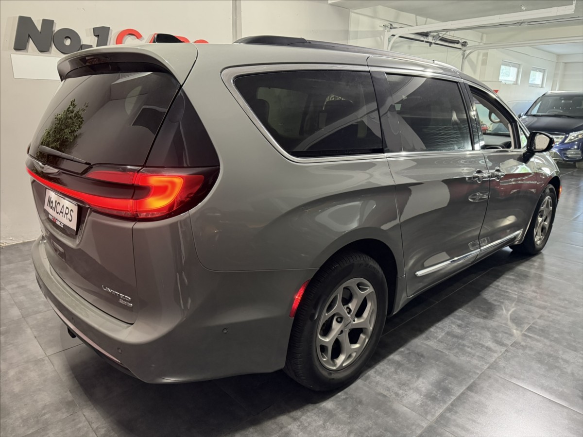 Chrysler Pacifica