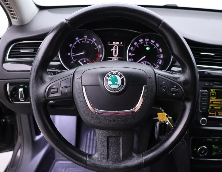 Škoda Superb 18