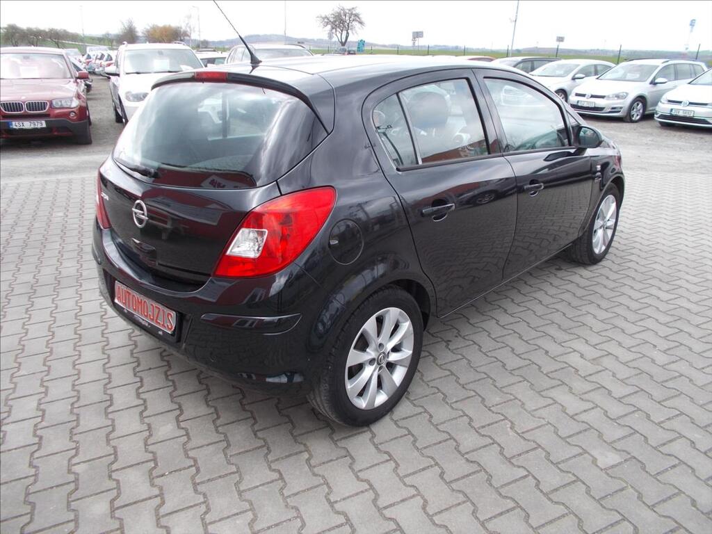 Opel Corsa 11
