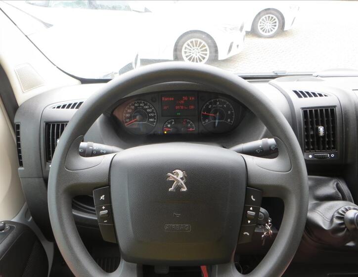 Peugeot Boxer 18
