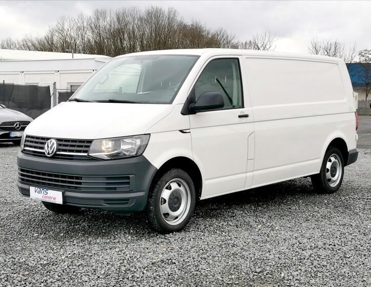 Volkswagen Transporter 1