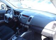 Mitsubishi Outlander 12