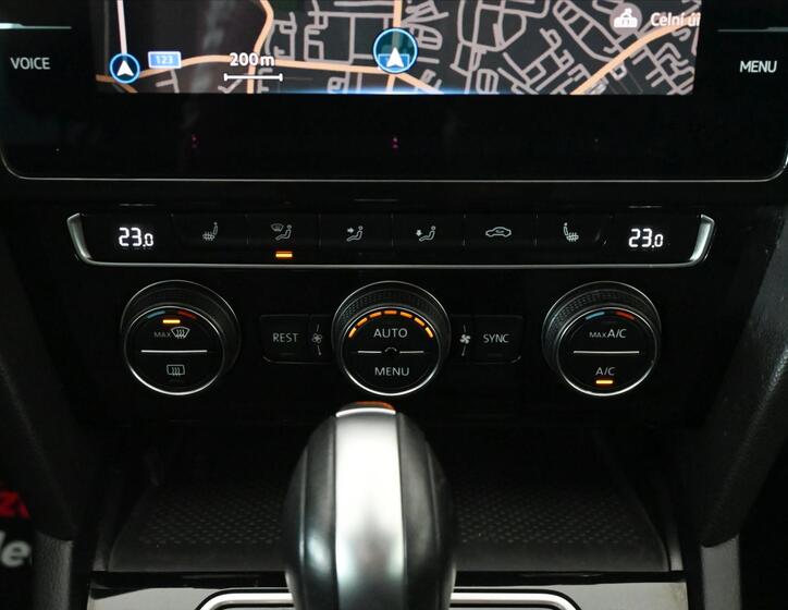 Volkswagen Passat 22