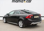Volvo S60 5