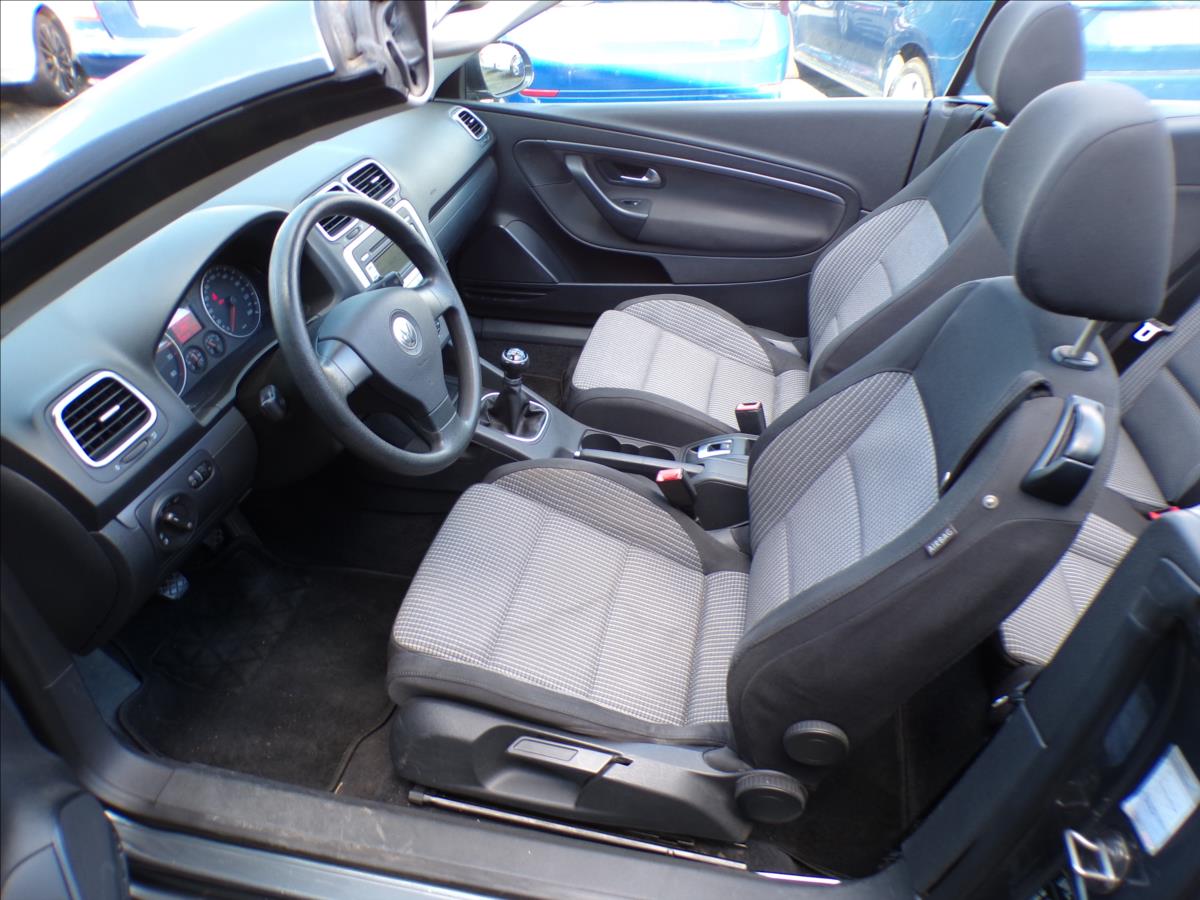 Volkswagen EOS