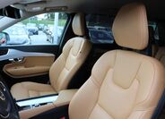 Volvo XC90 28