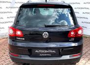 Volkswagen Tiguan 5