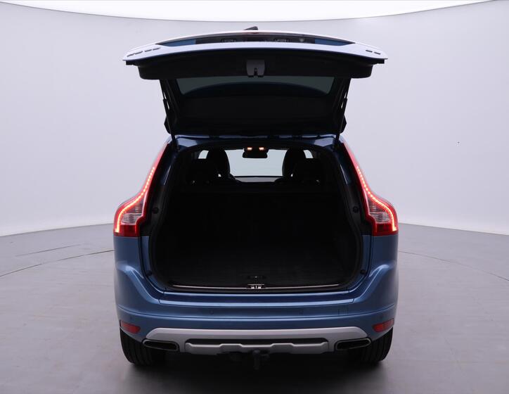 Volvo XC60 9
