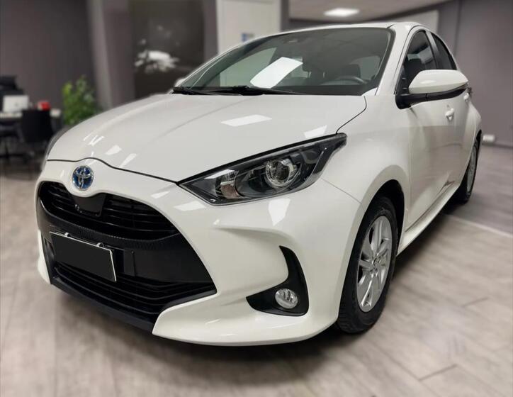 Toyota Yaris 2