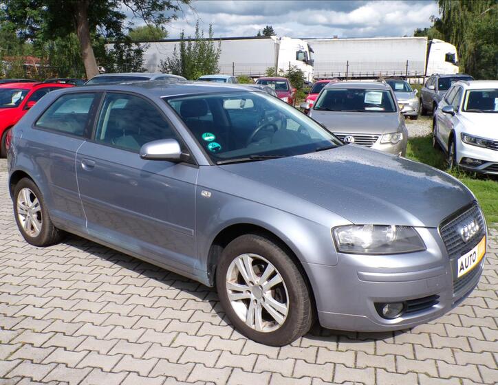 Audi A3 1