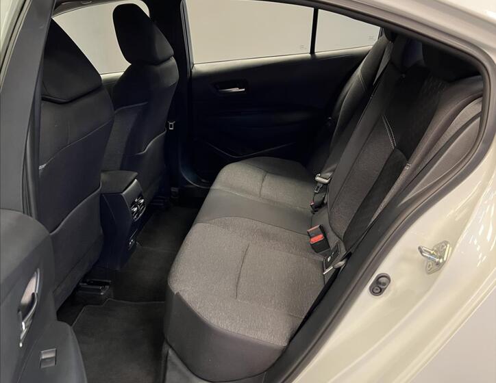 Toyota Corolla 8
