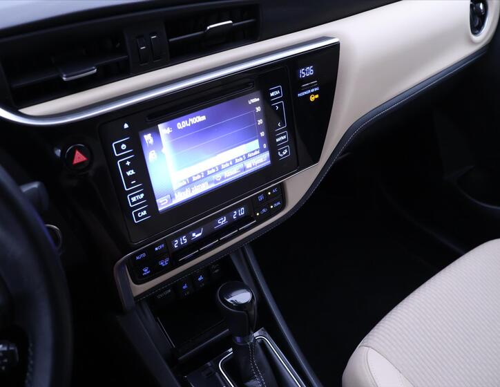 Toyota Corolla 19