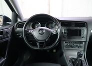 Volkswagen Golf 15