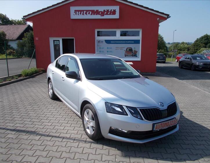Škoda Octavia 1