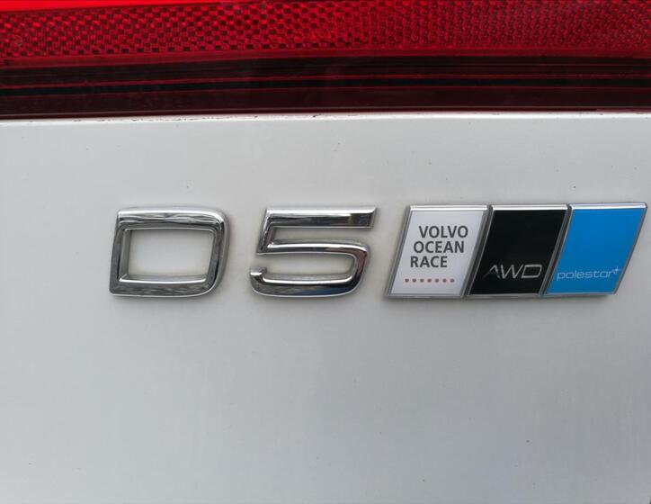 Volvo V90 29