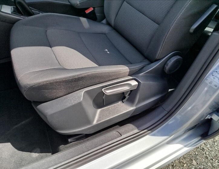 Volkswagen Golf Sportsvan 13