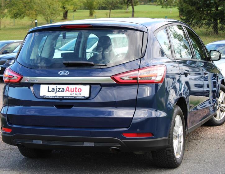 Ford S-MAX 6