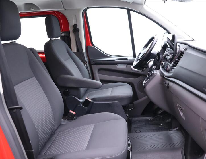 Ford Transit 13