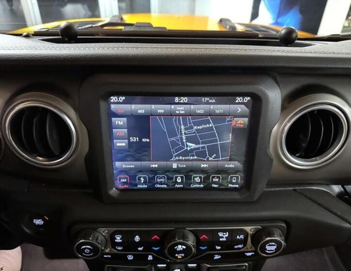 Jeep Wrangler 13