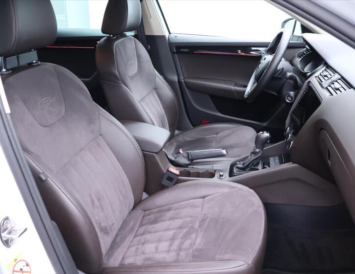 Škoda Octavia 13