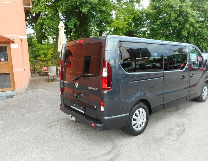 Renault Trafic 5