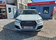 Audi Q7 4