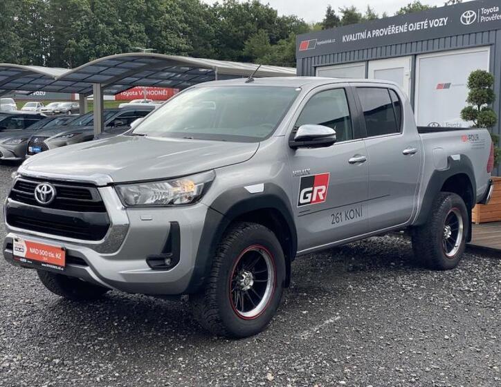 Toyota Hilux 3