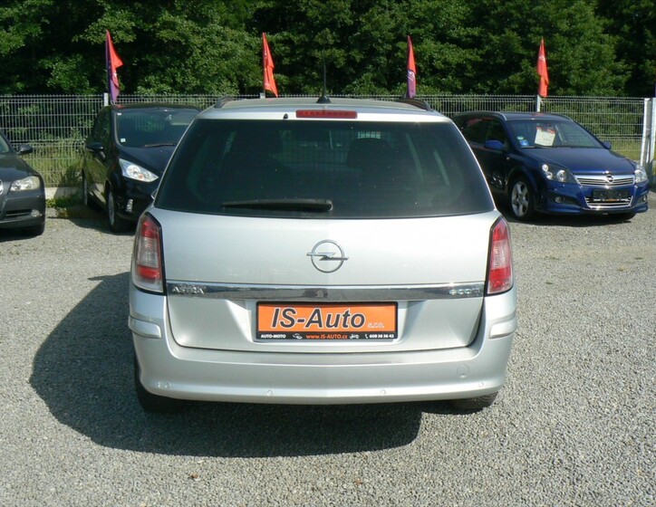 Opel Astra 4