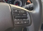 Hyundai i10 24