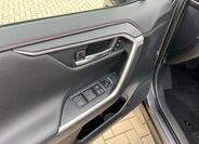 Toyota RAV4 12