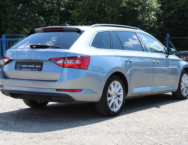 Škoda Superb 5