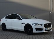 Jaguar XE 3